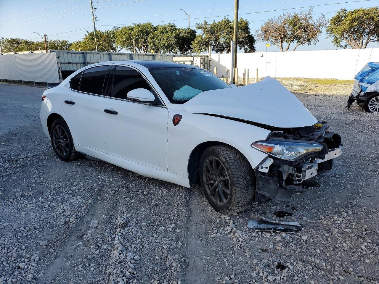2018 ALFA ROMEO Giulia