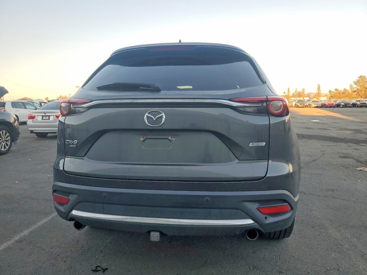 2016 MAZDA CX-9