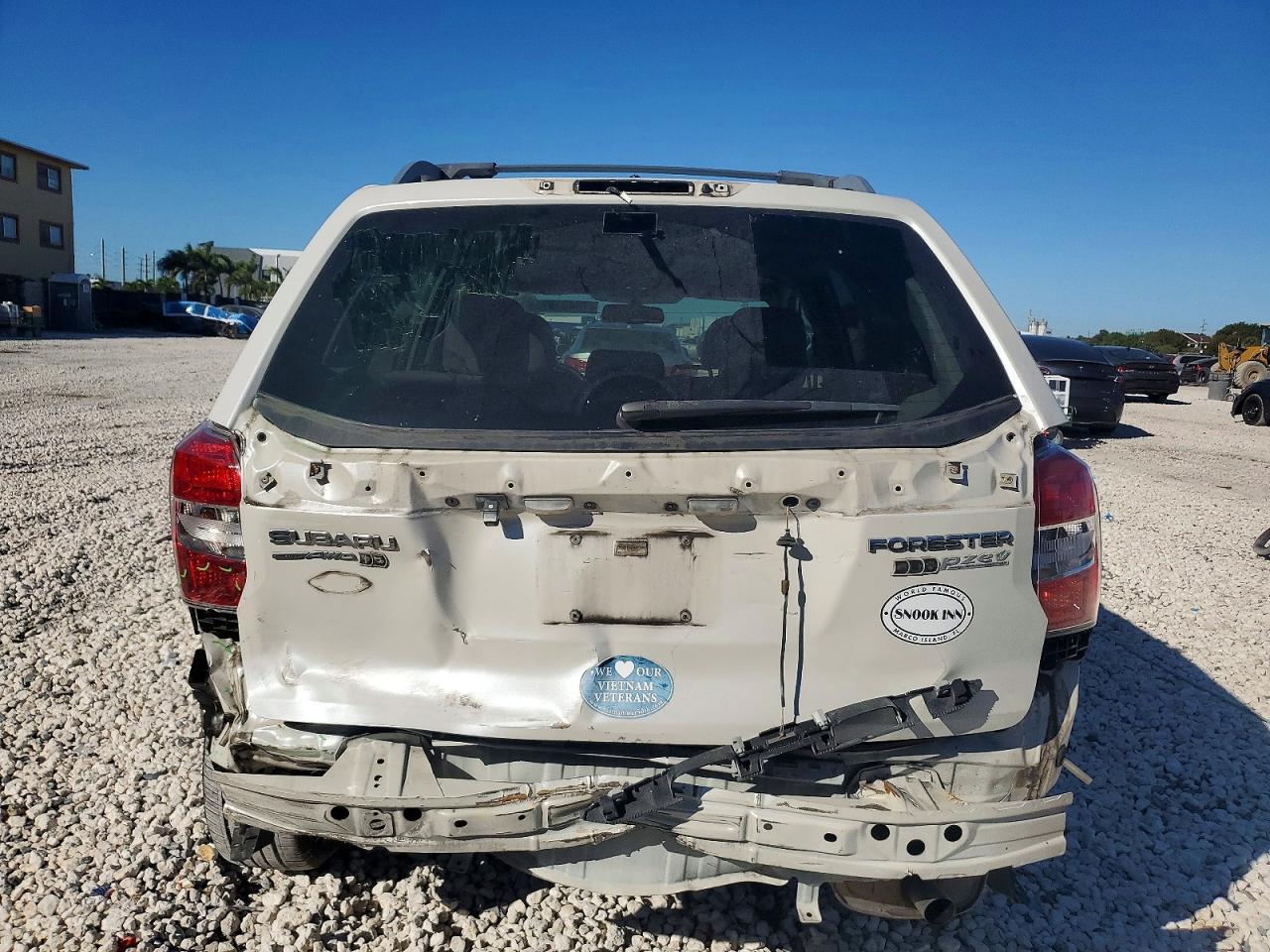2015 SUBARU FORESTER