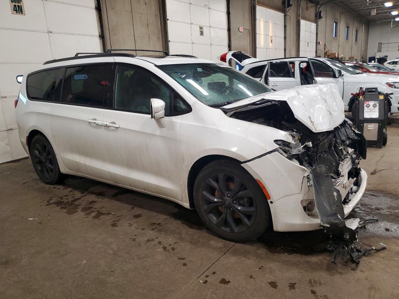 2019 CHRYSLER Pacifica
