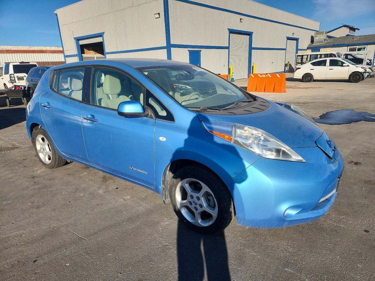 2012 NISSAN LEAF