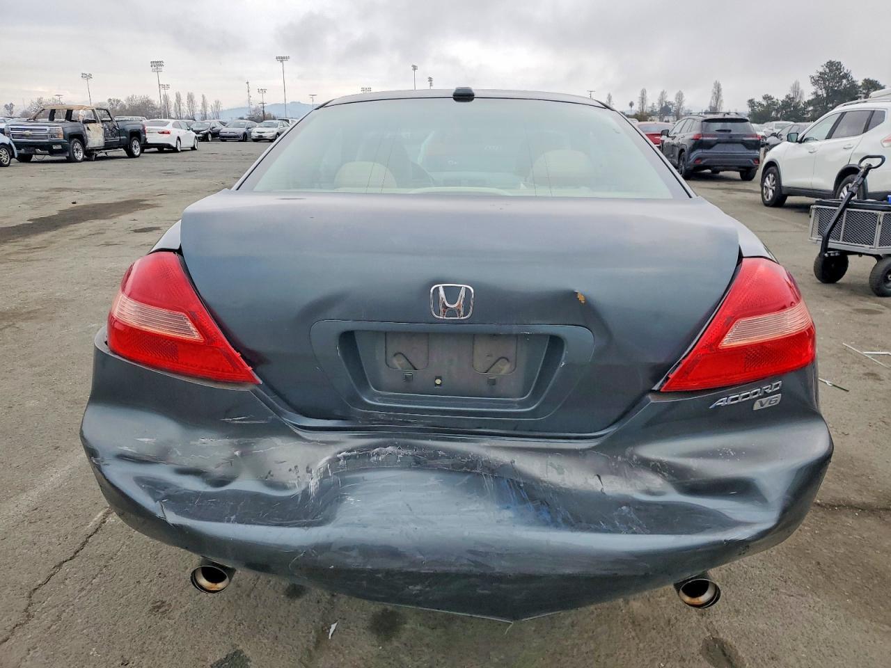 2004 HONDA ACCORD
