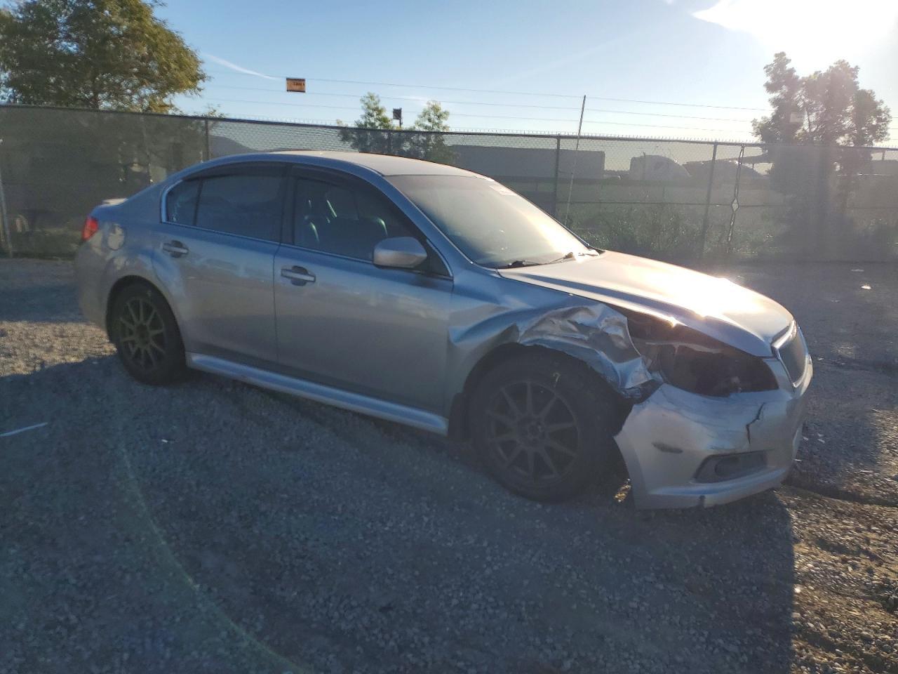 2011 SUBARU Legacy