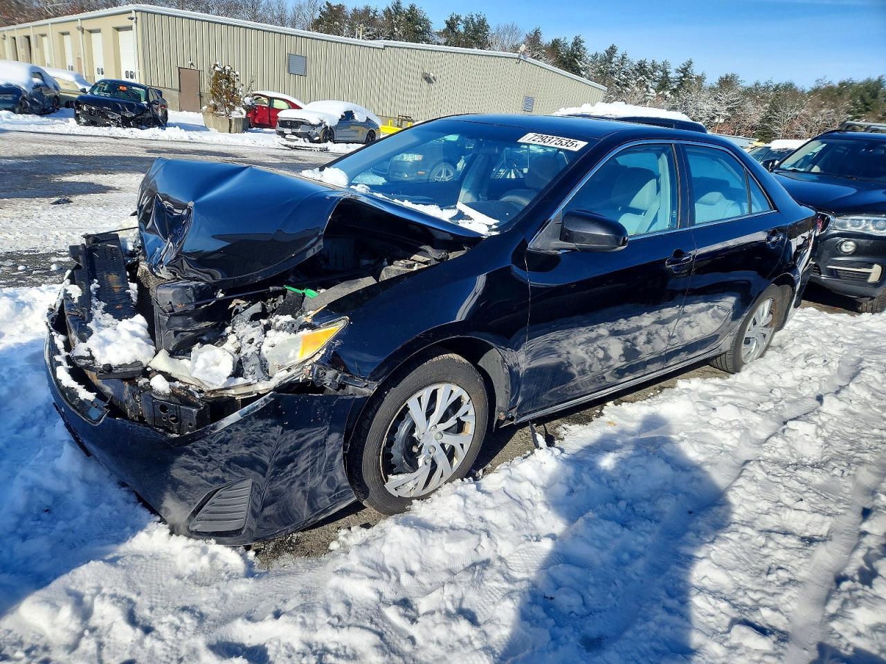 2014 TOYOTA CAMRY