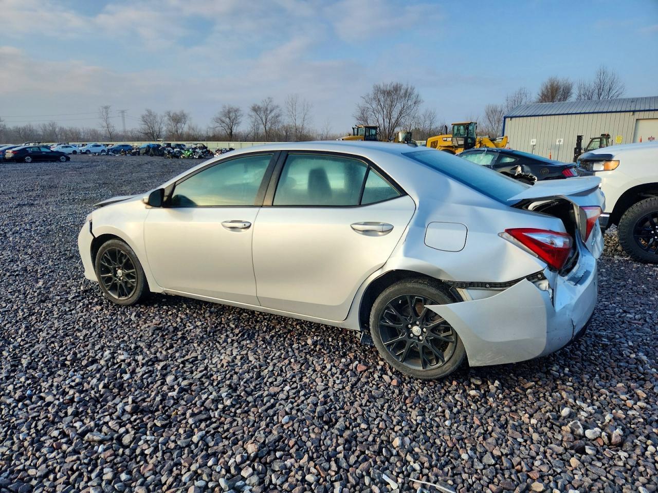 2016 TOYOTA COROLLA