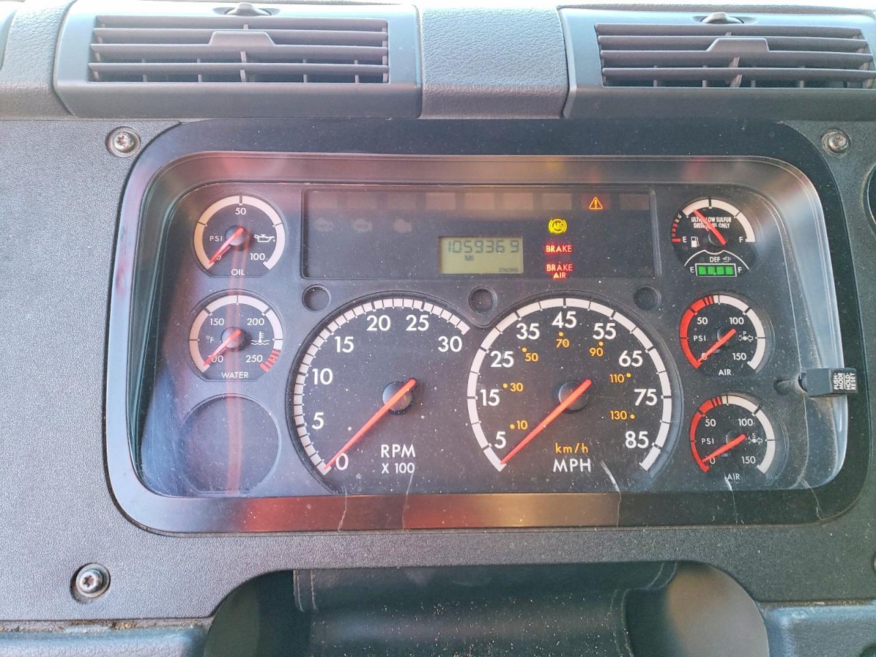 2015 FREIGHTLINER CASCADIA