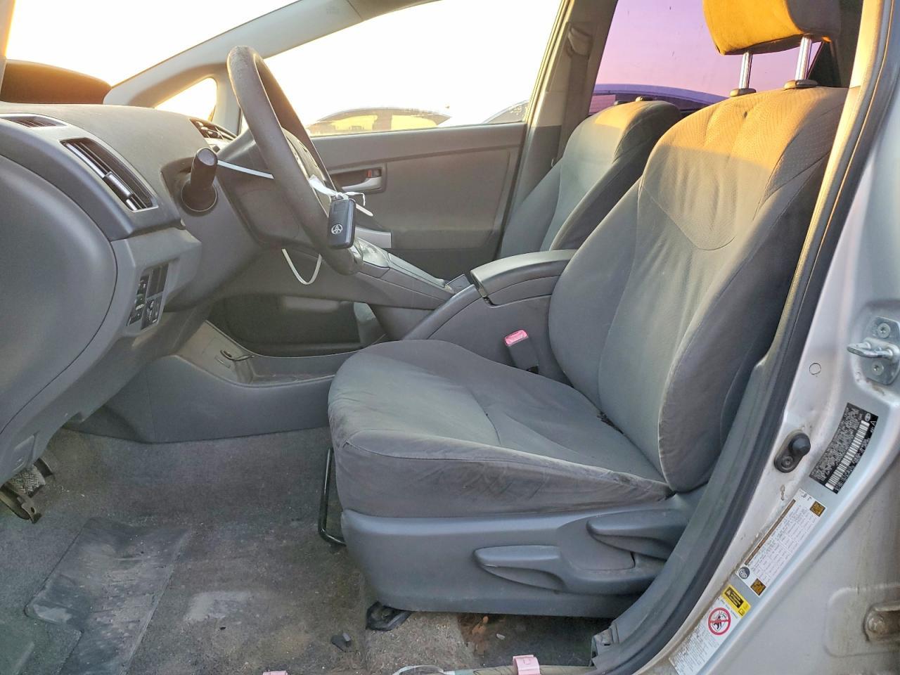 2010 TOYOTA PRIUS