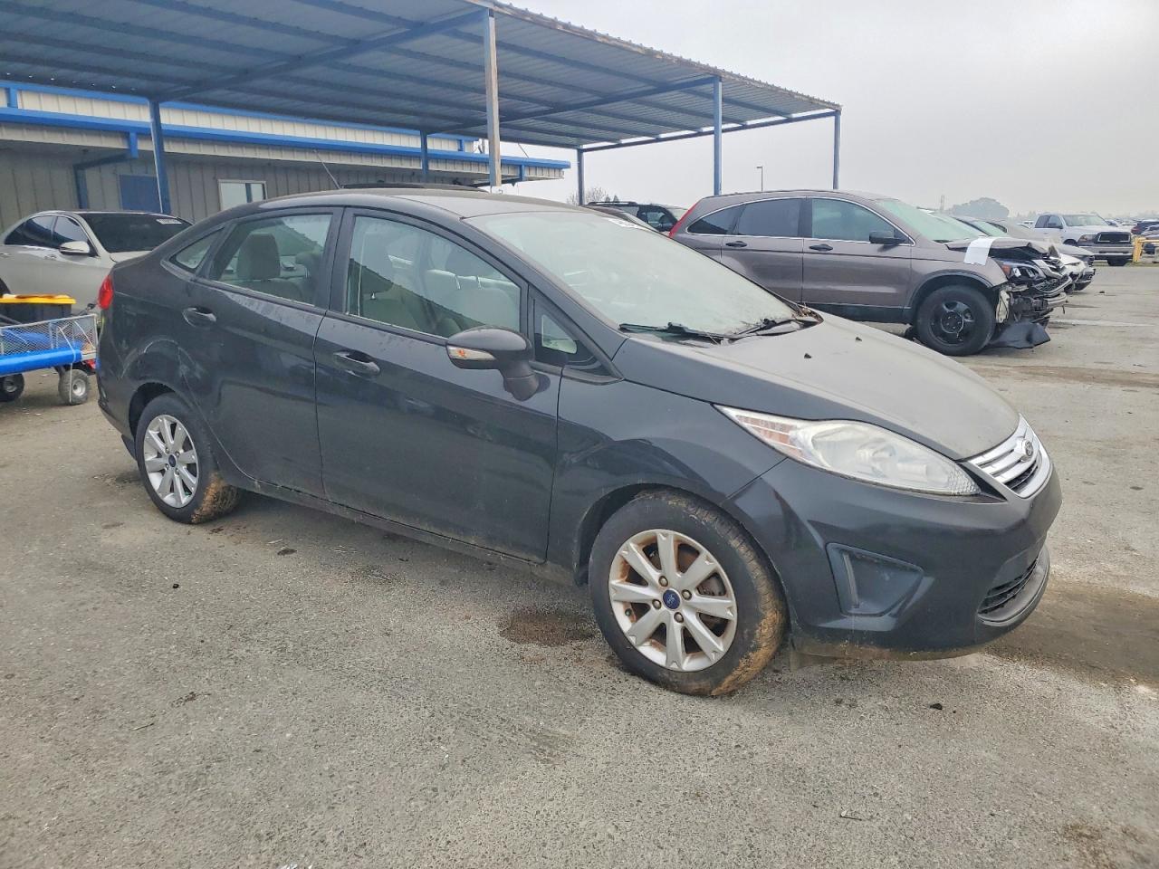 2013 FORD Fiesta
