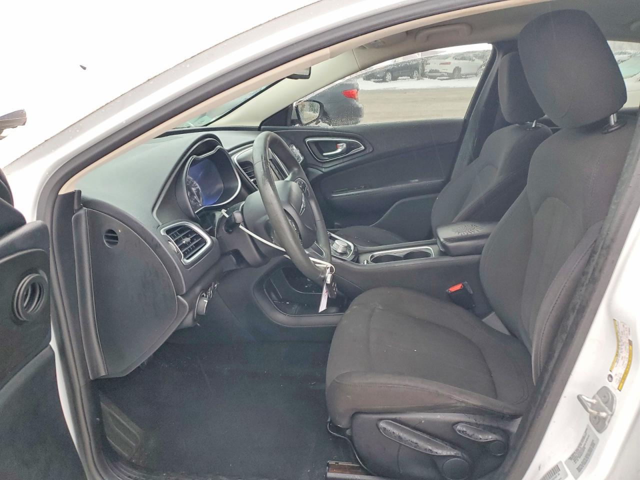 2015 CHRYSLER 200