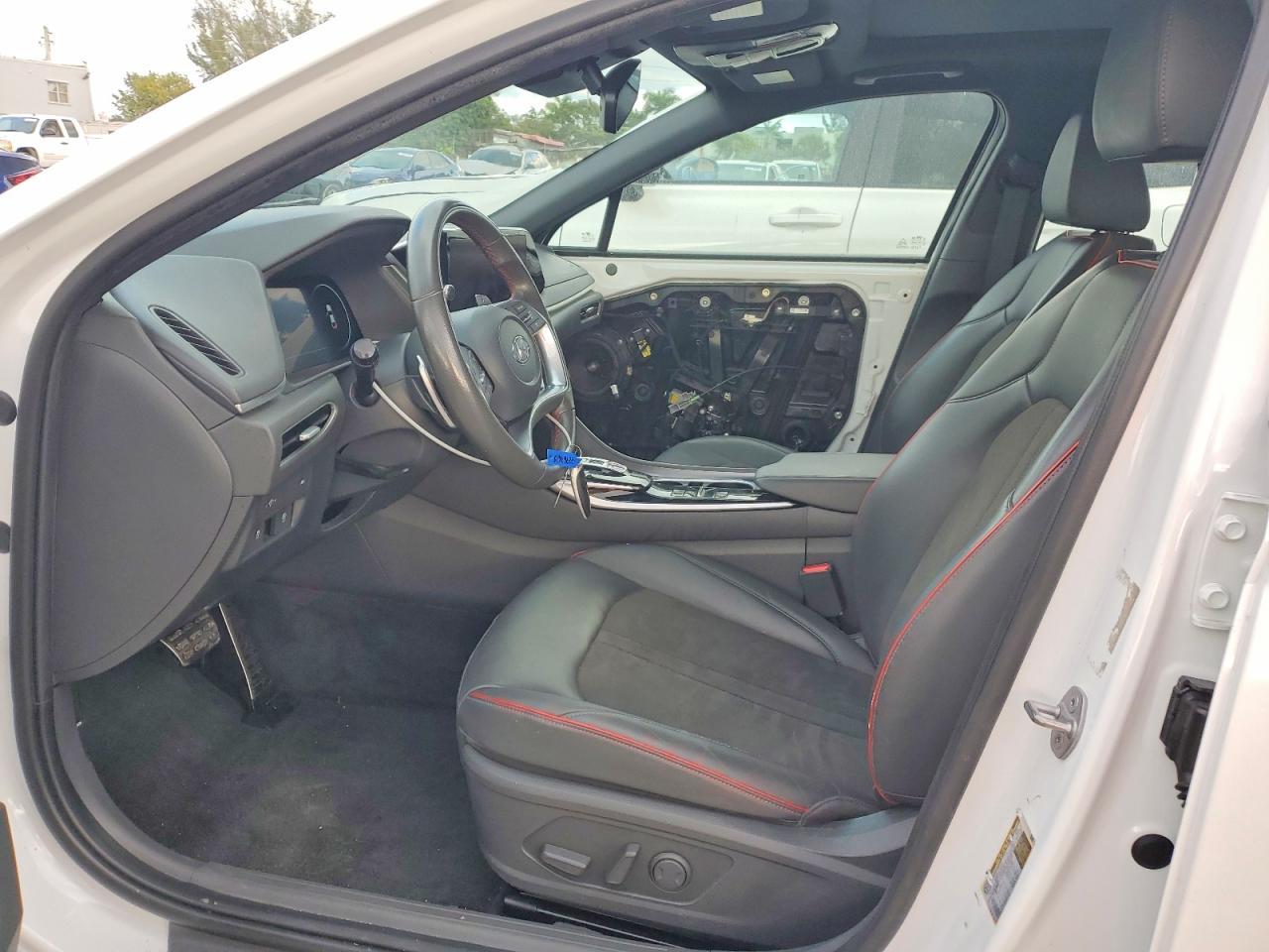 2023 HYUNDAI SONATA