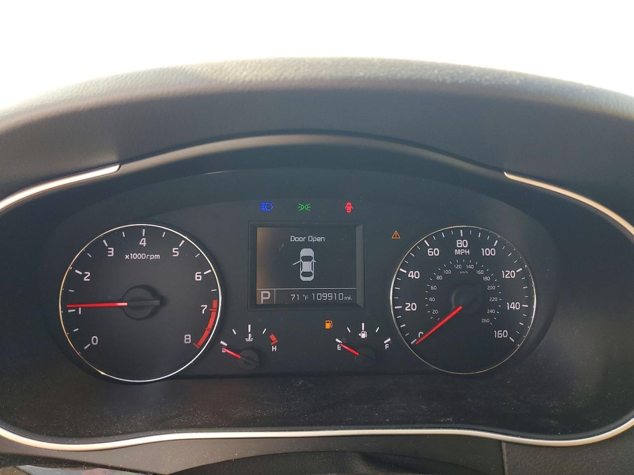 2016 KIA Cadenza