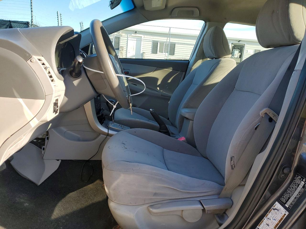 2010 TOYOTA COROLLA