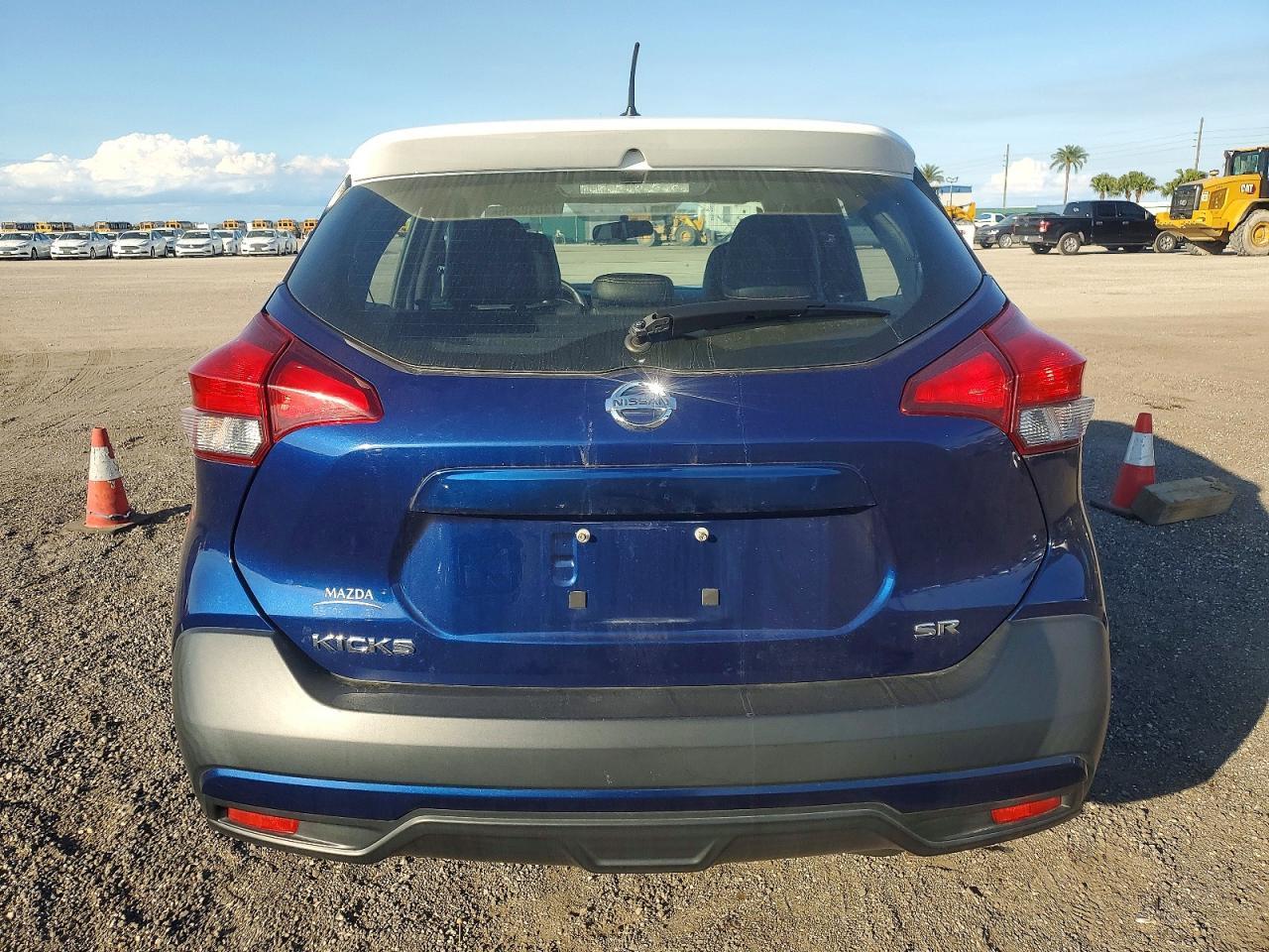 2019 NISSAN KICKS