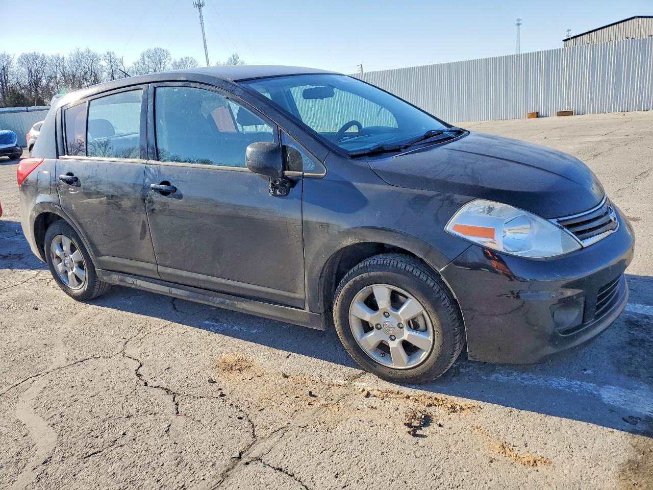 2010 NISSAN VERSA