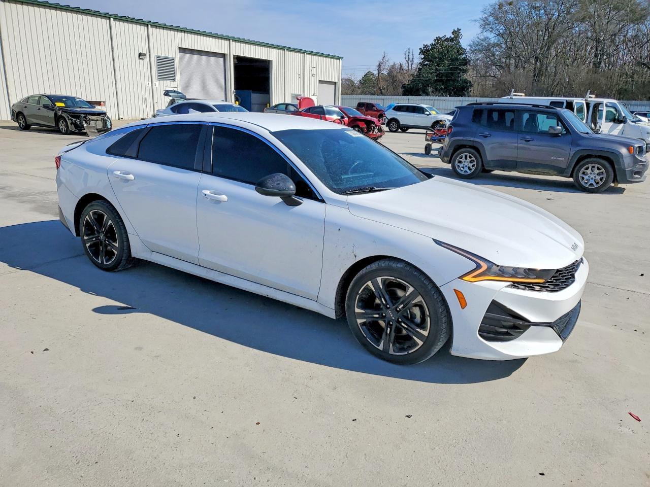 2023 KIA K5