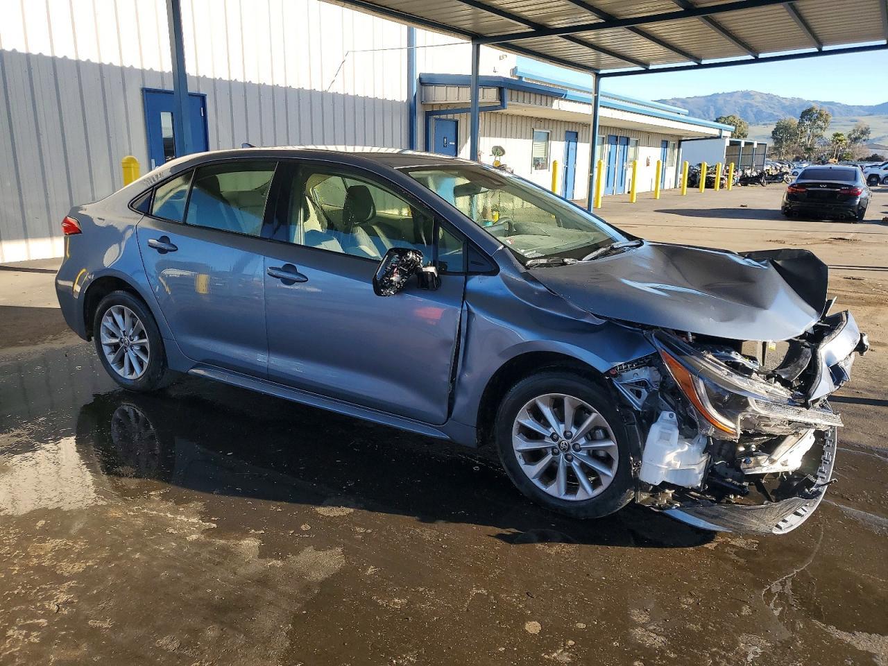 2022 TOYOTA COROLLA