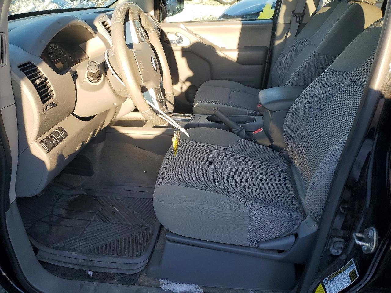 2017 NISSAN Frontier