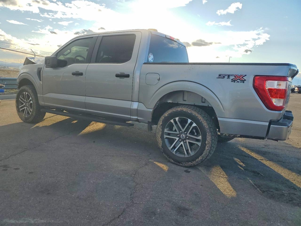 2023 FORD F-150 Lightning
