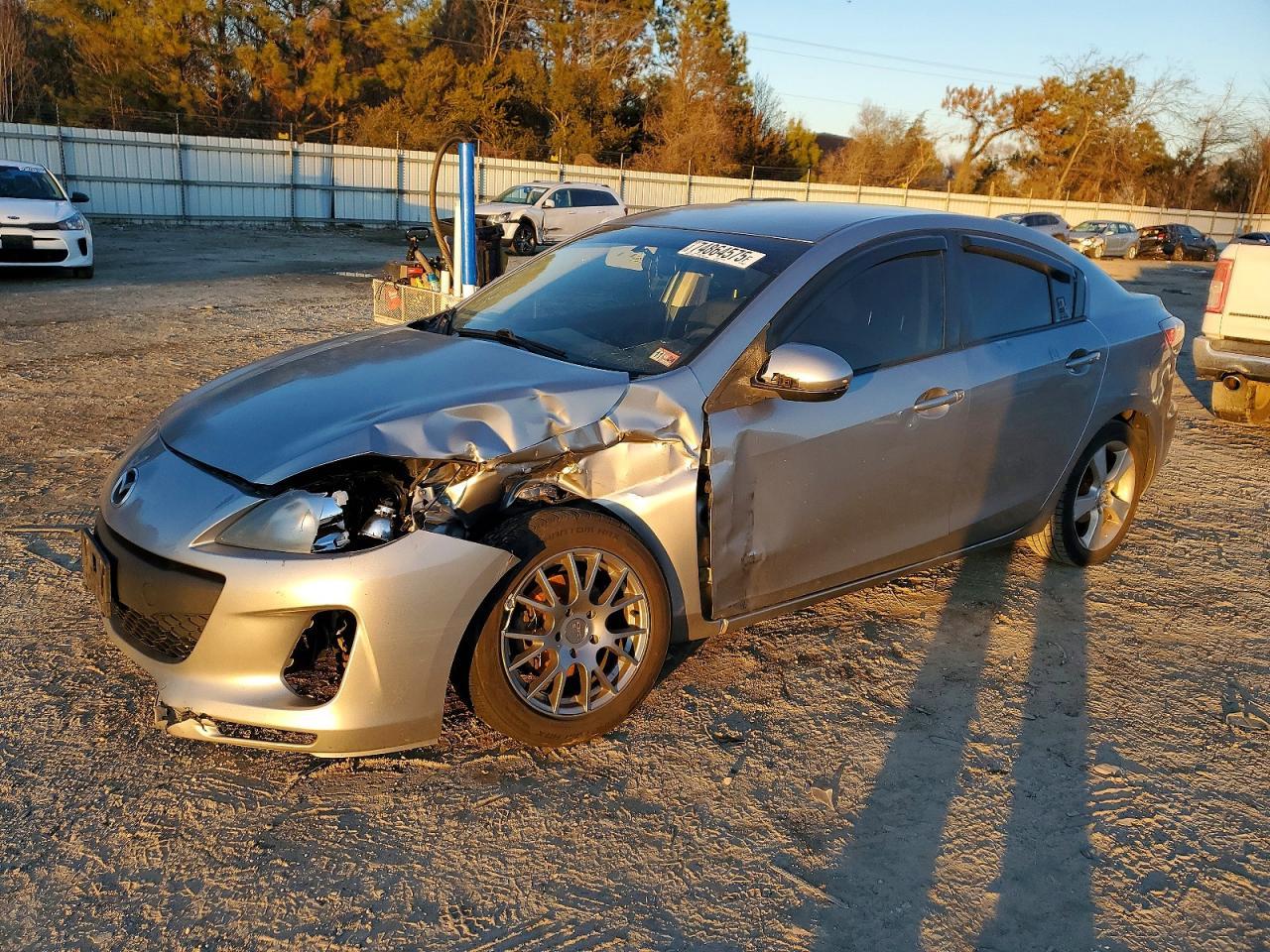 2013 MAZDA 3