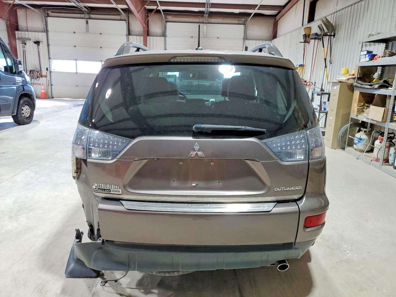 2012 MITSUBISHI outlander