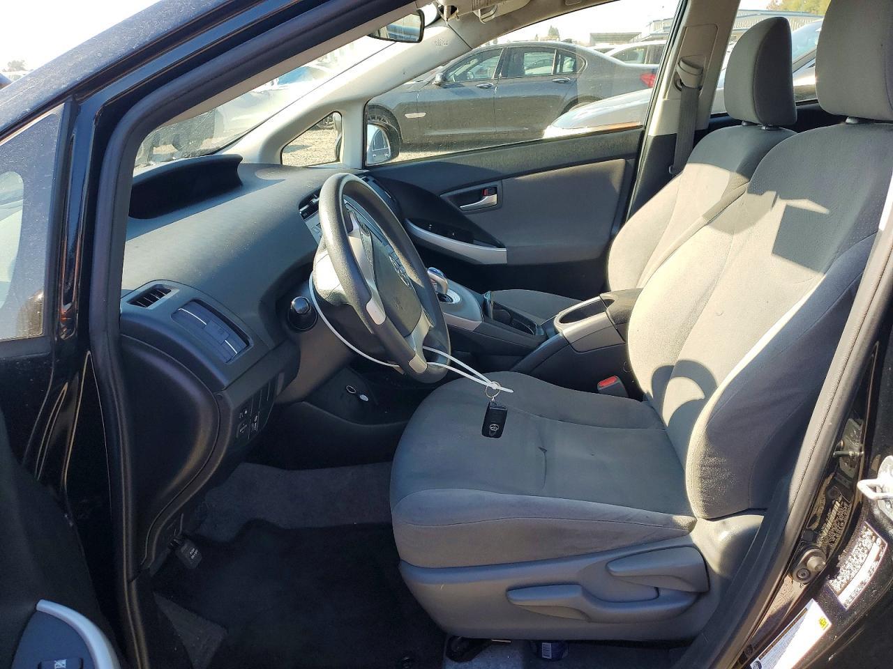 2014 TOYOTA PRIUS