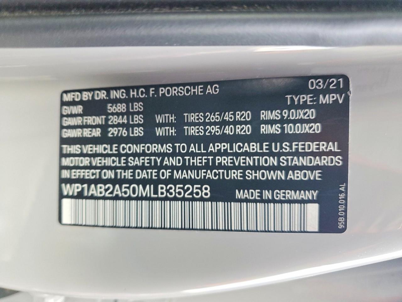 2021 PORSCHE Macan