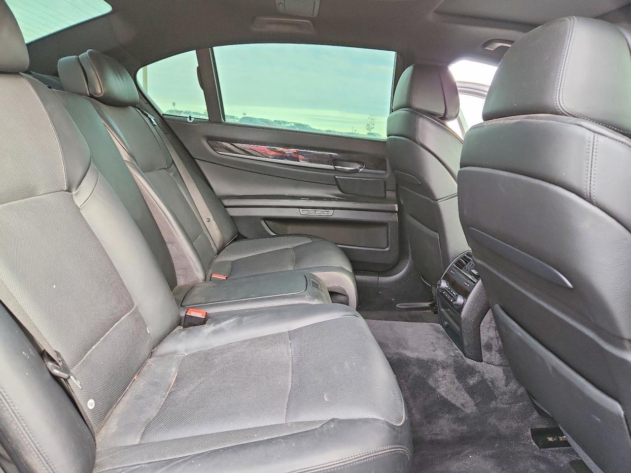 2010 BMW 7 series