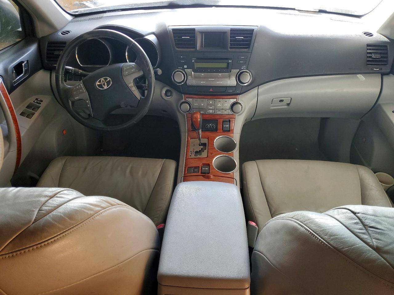 2009 TOYOTA HIGHLANDER