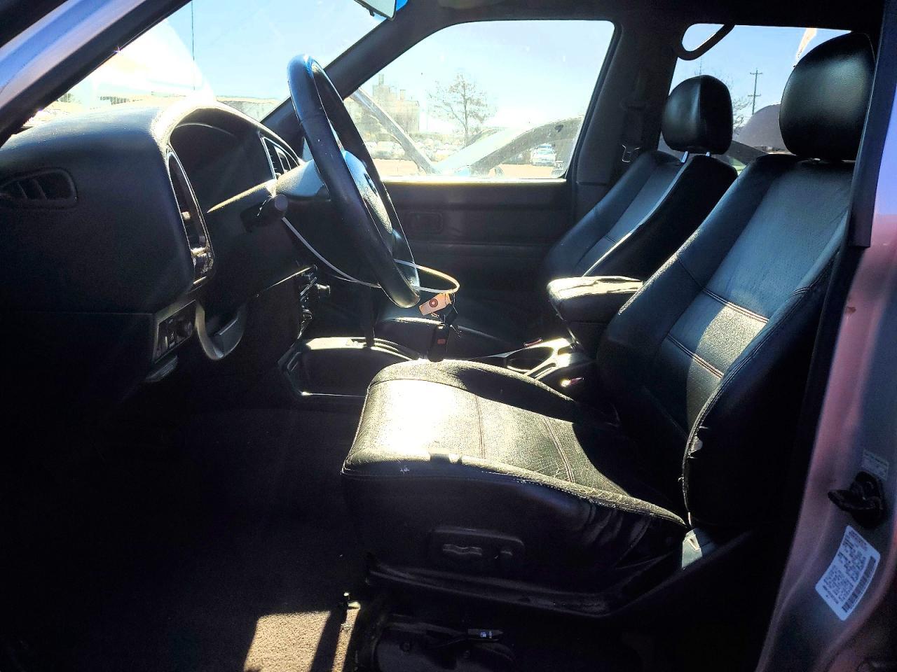 2002 NISSAN PATHFINDER