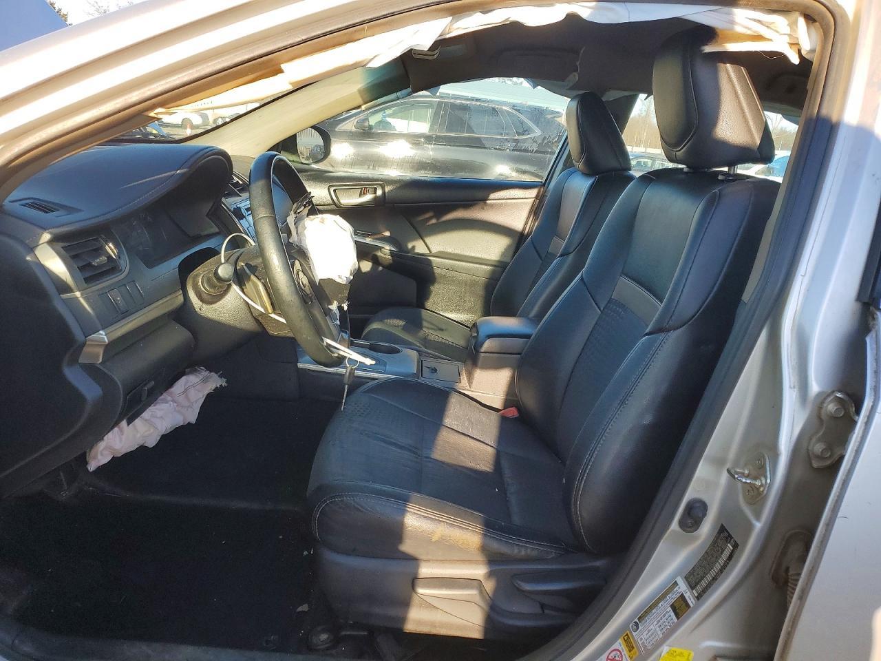 2014 TOYOTA CAMRY