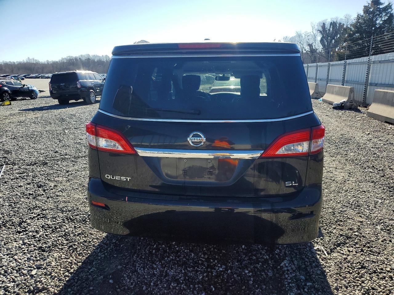 2012 NISSAN Quest