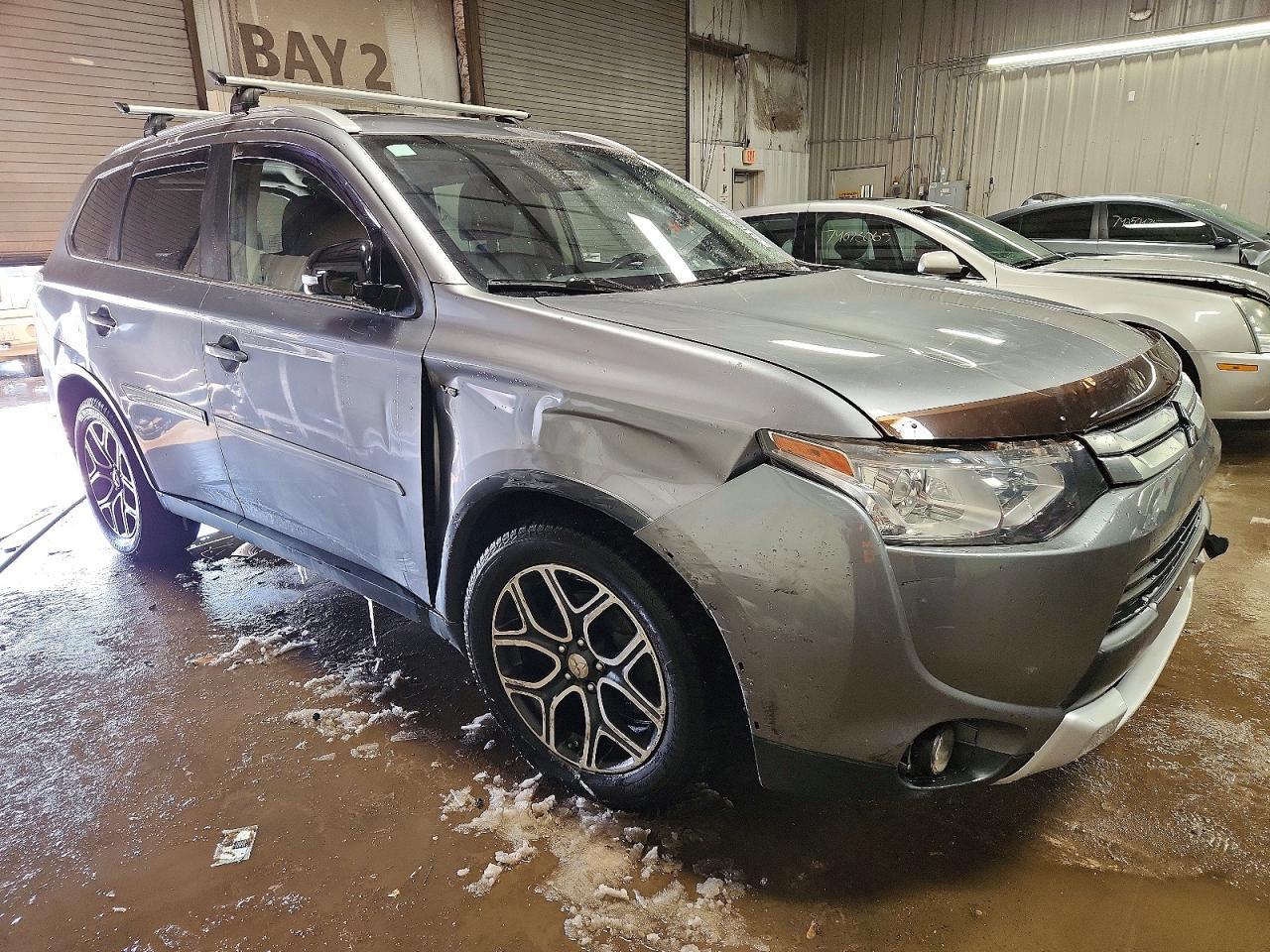2015 MITSUBISHI outlander