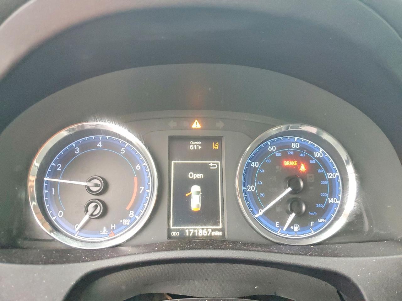2018 TOYOTA COROLLA