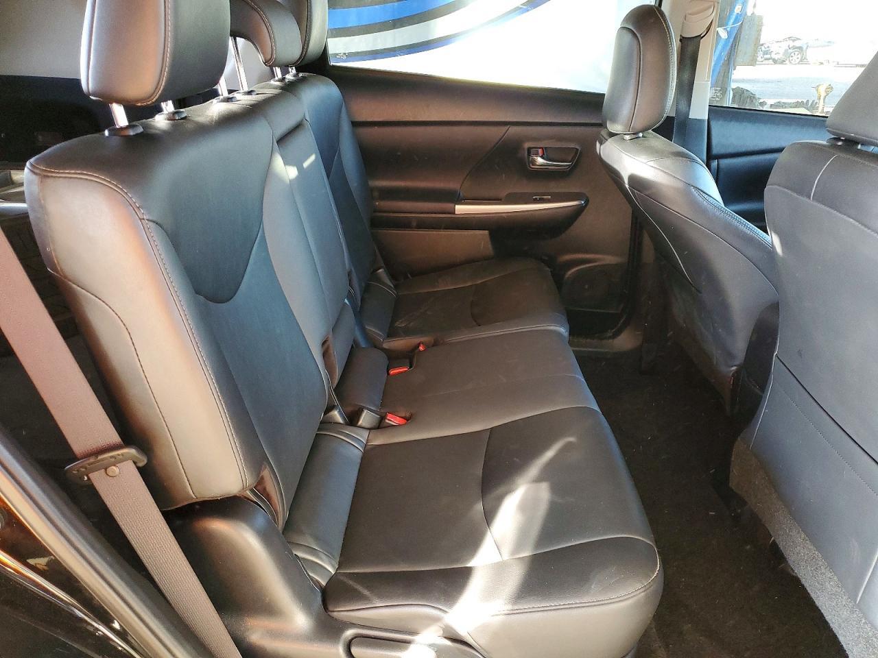 2015 TOYOTA PRIUS V