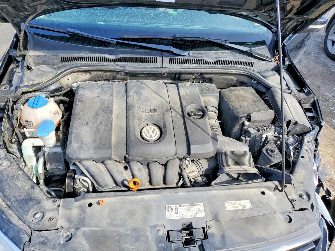 2012 VOLKSWAGEN JETTA