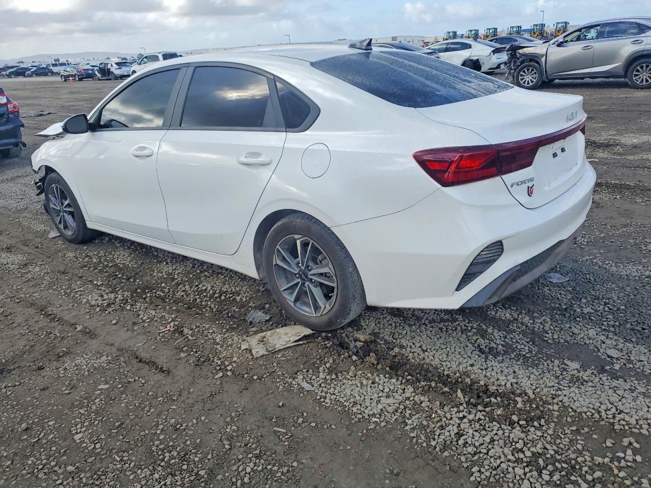 2024 KIA FORTE