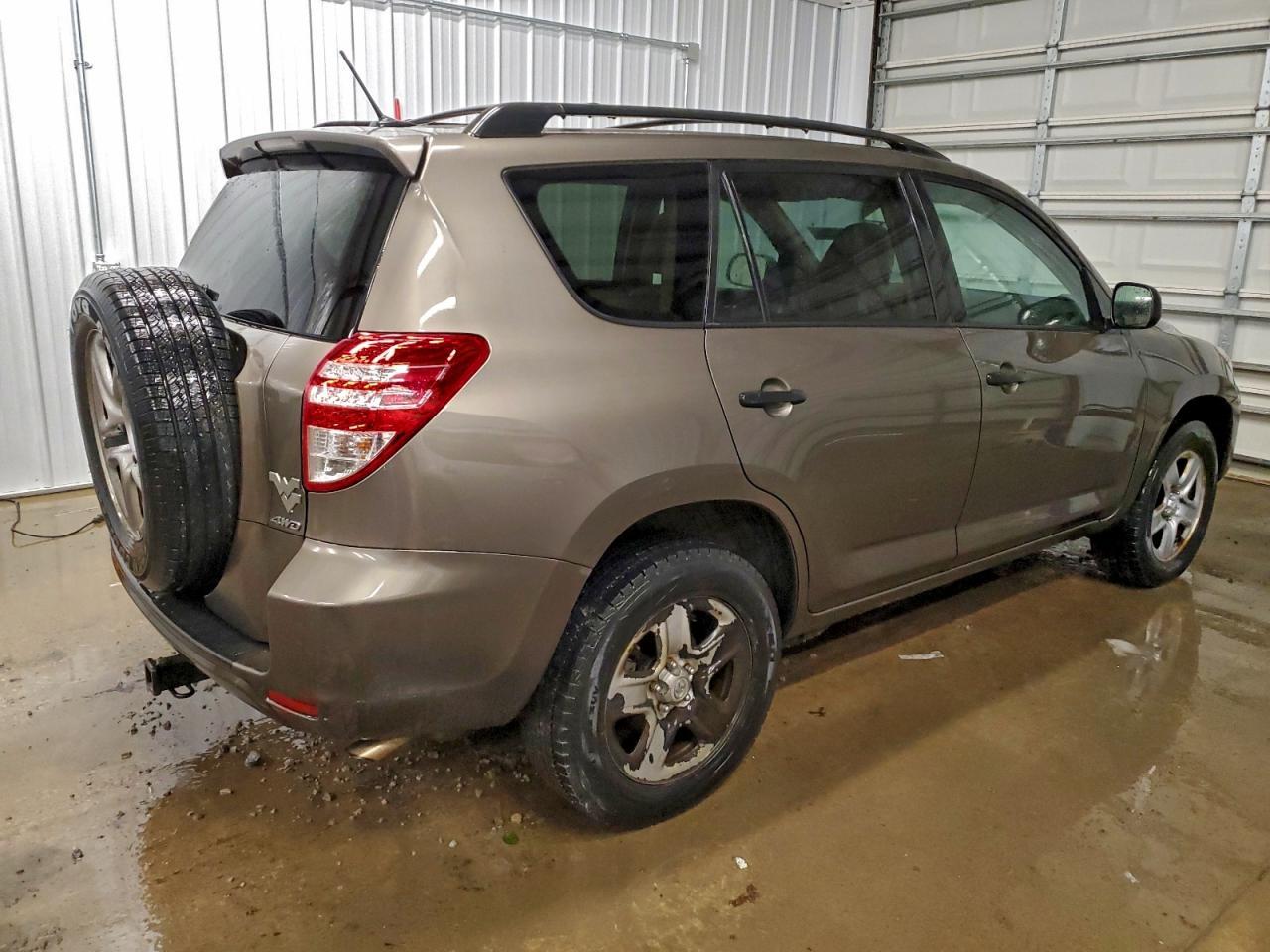 2011 TOYOTA RAV4