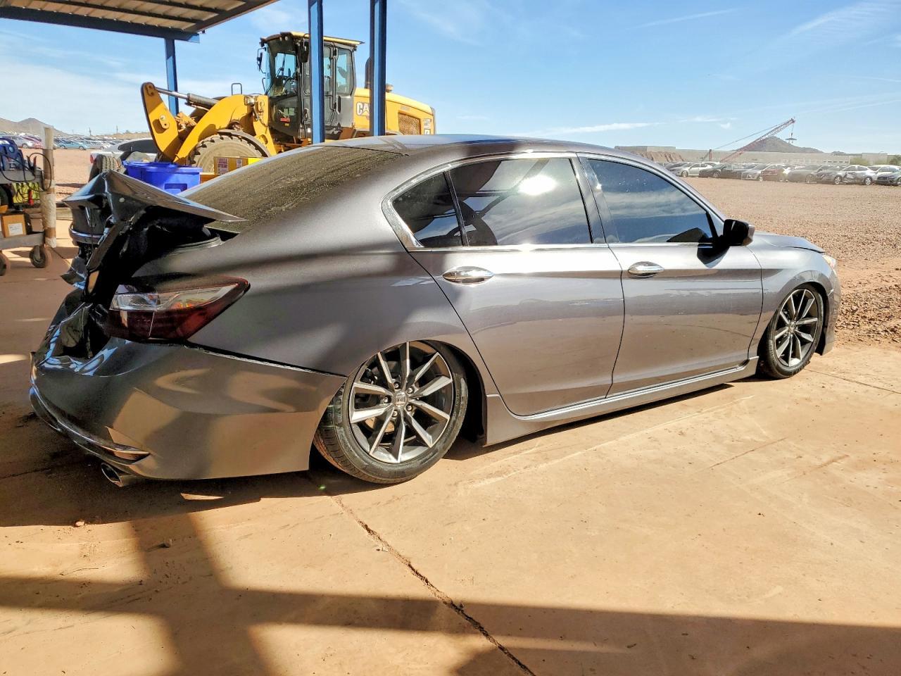 2017 HONDA ACCORD