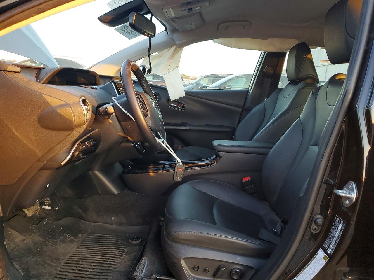 2022 TOYOTA PRIUS