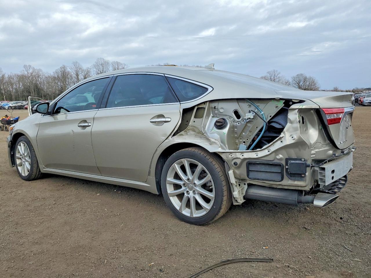 2015 TOYOTA Avalon