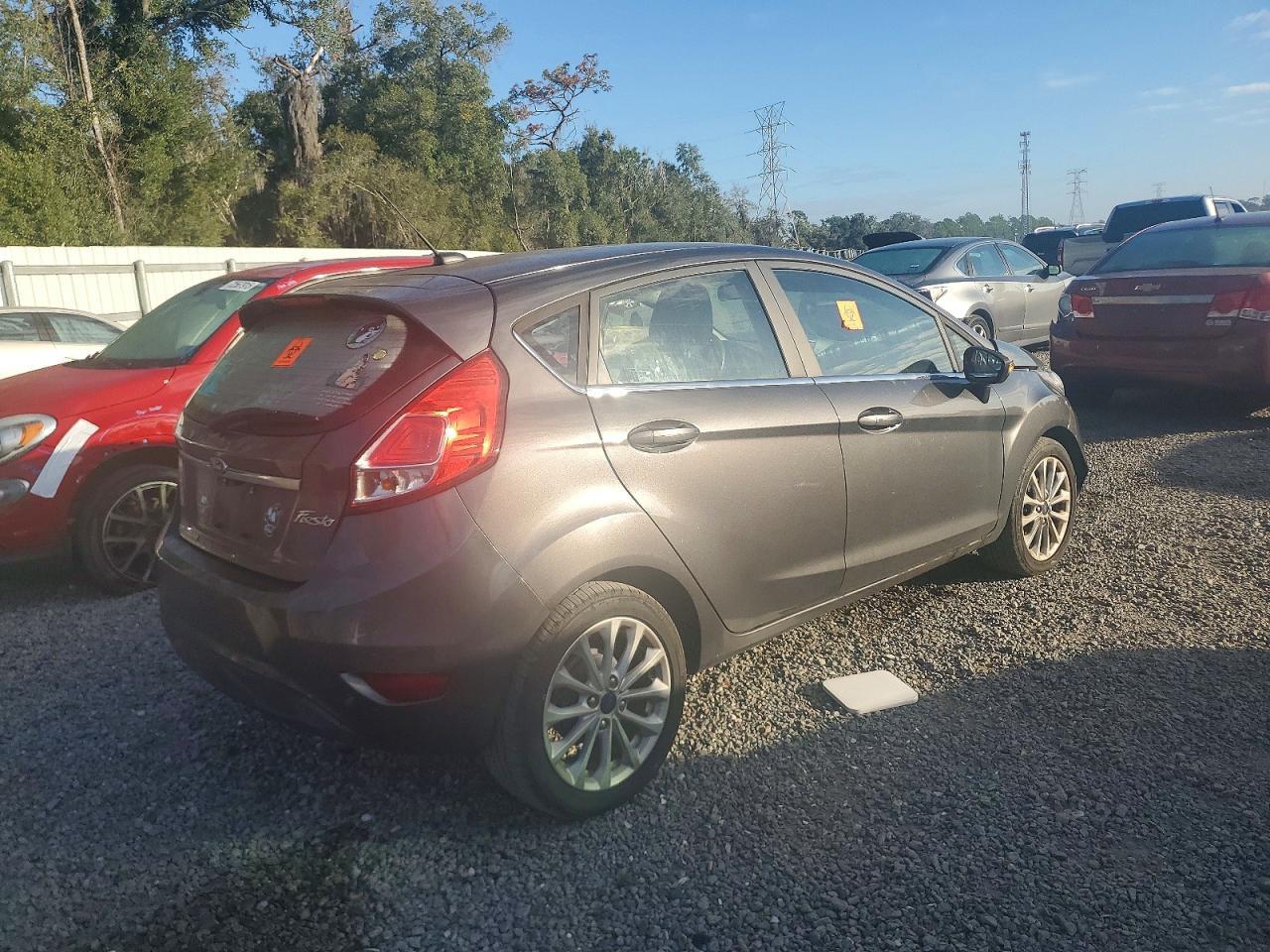 2017 FORD Fiesta
