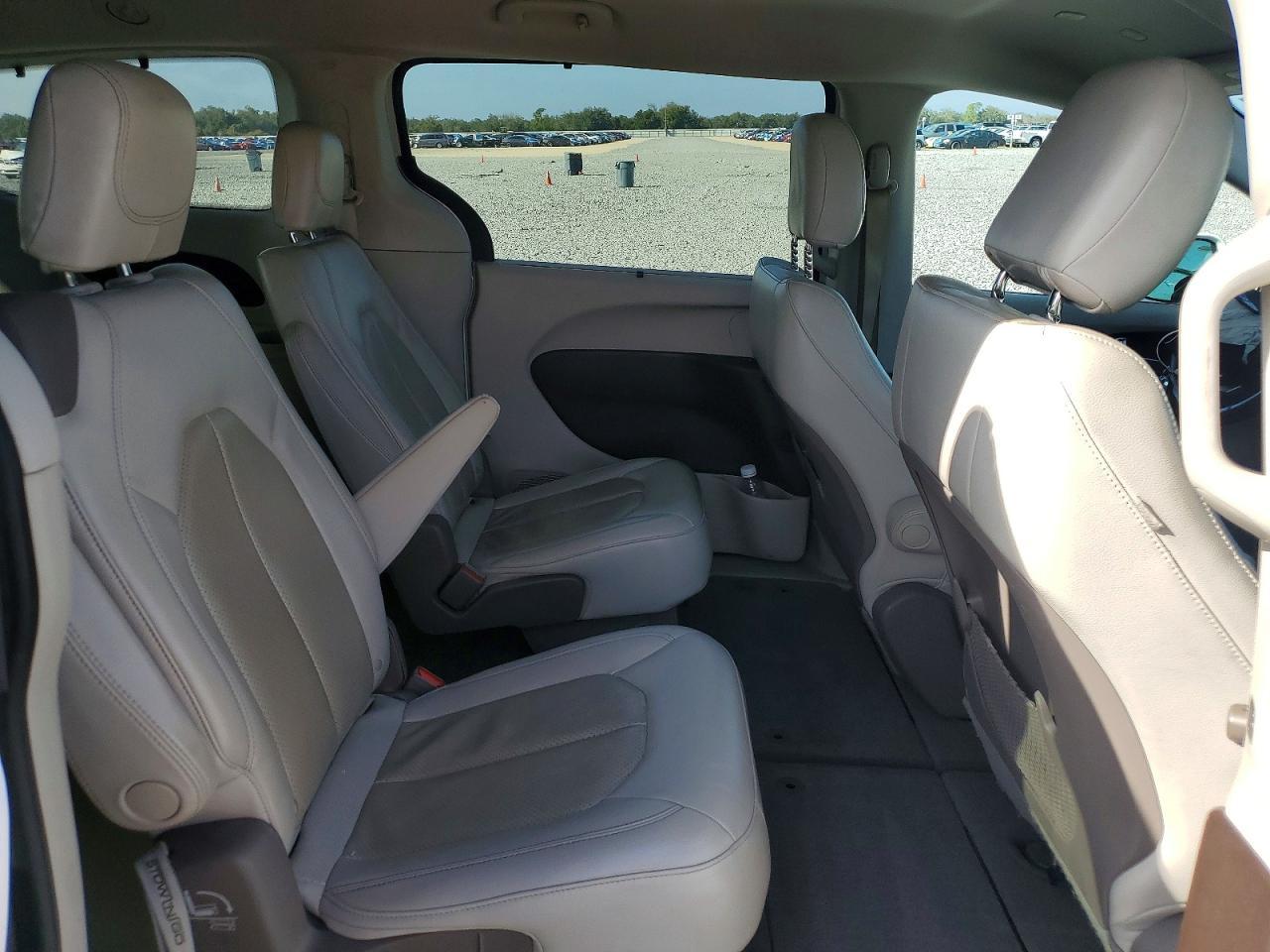 2020 CHRYSLER Pacifica