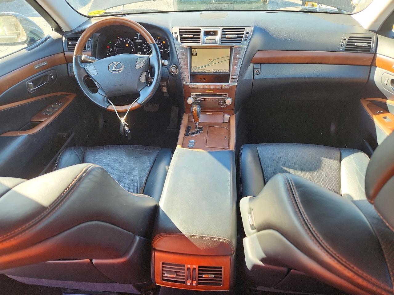 2011 LEXUS LS 460