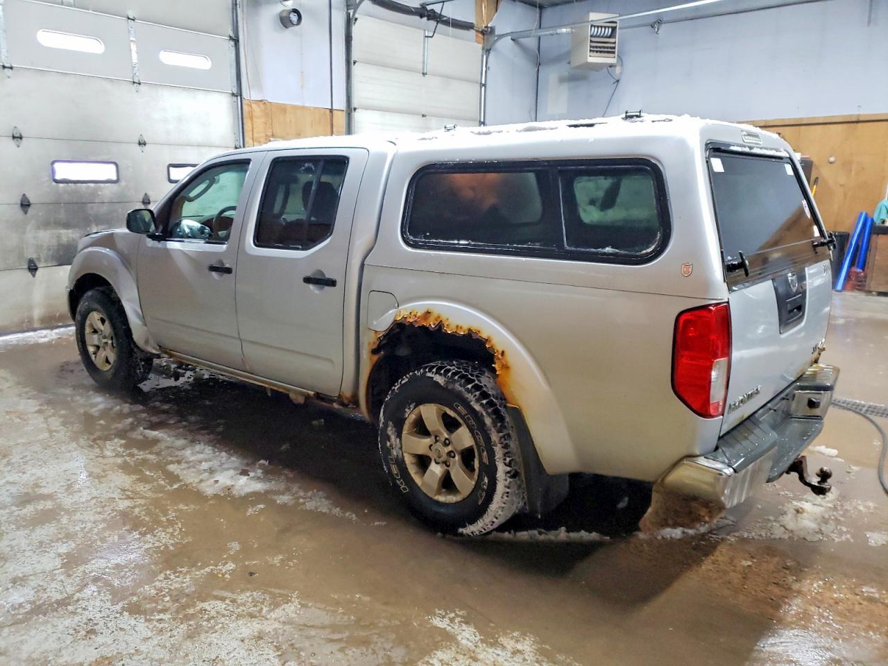 2011 NISSAN Frontier