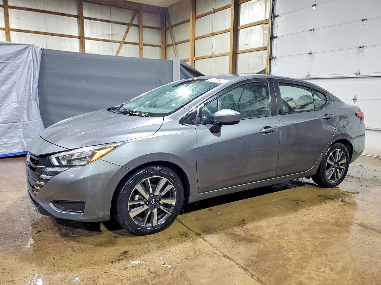 2025 NISSAN VERSA