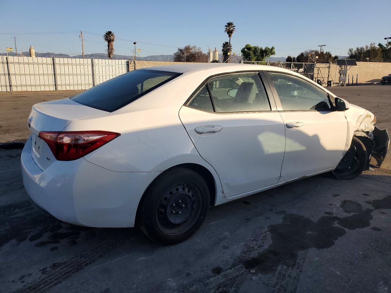 2018 TOYOTA COROLLA