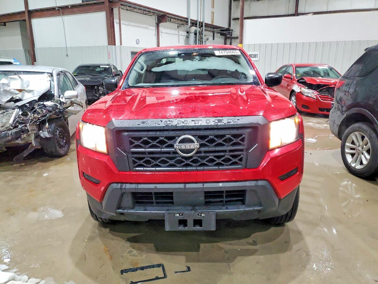 2022 NISSAN Frontier