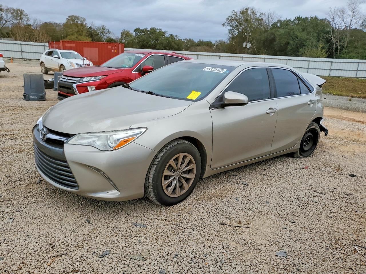 2015 TOYOTA CAMRY