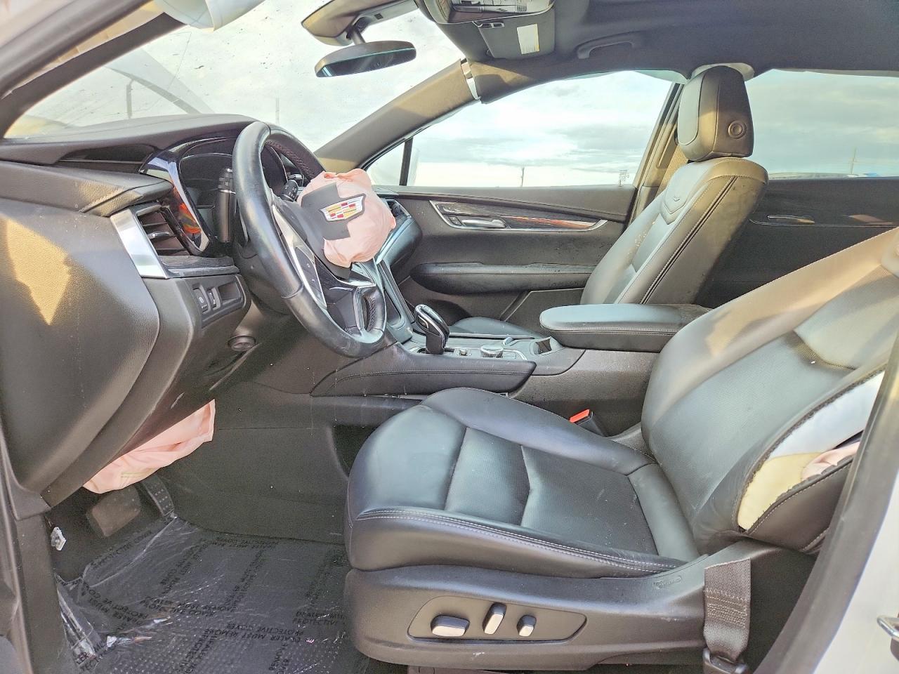 2021 CADILLAC XT5