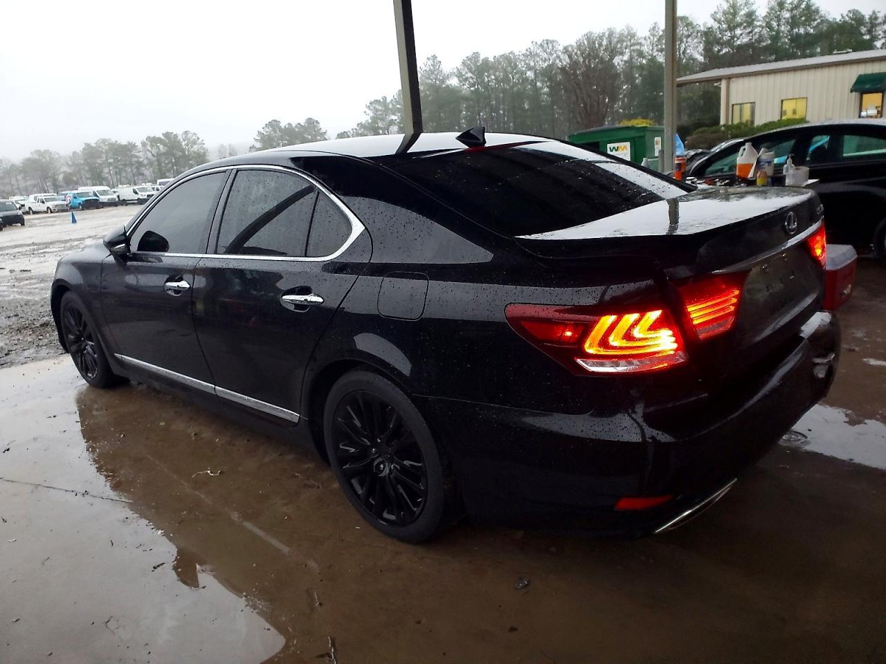 2015 LEXUS LS 460